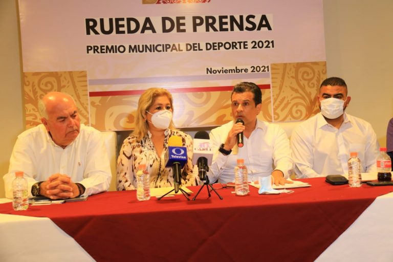 Invita Lalo Gattás a participar por Premio Municipal del Deporte 2021