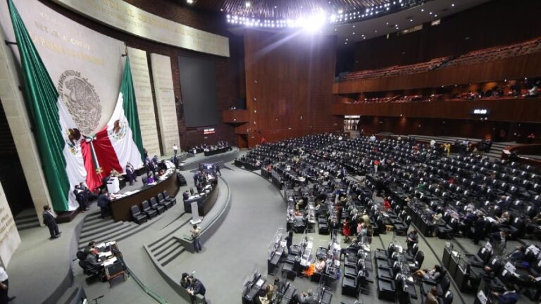 Diputados de oposición frenan la reforma eléctrica: iniciativa de AMLO no logra la mayoría calificada