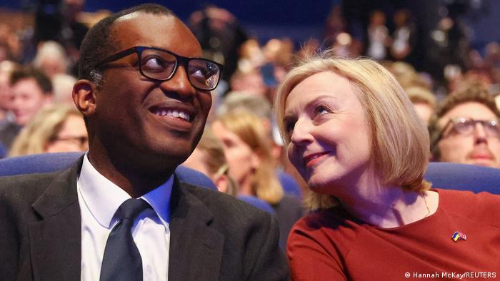 Reino Unido abandona la rebaja del impuesto de la renta para los más ricos