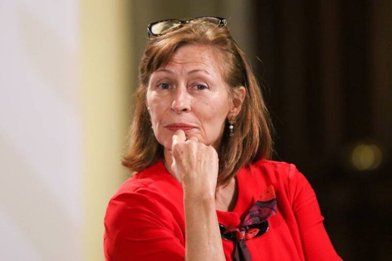 Tatiana Clouthier renuncia a la Secretaría de Economía: ‘Mi oportunidad de sumar está agotada’
