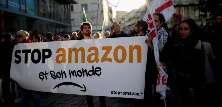 Viernes negro para la empresa Amazon con huelgas en todo el mundo