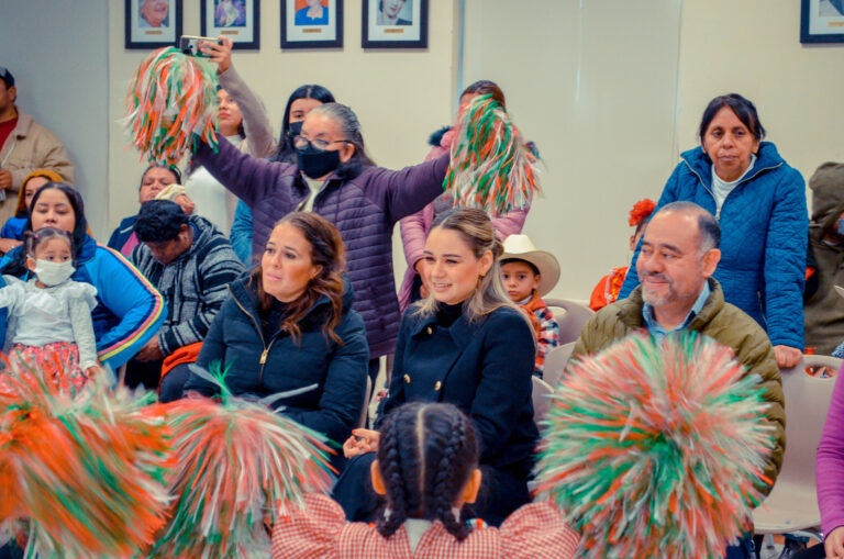 Reconoce Lucy de Gattás fervor revolucionario de niños de CIAC