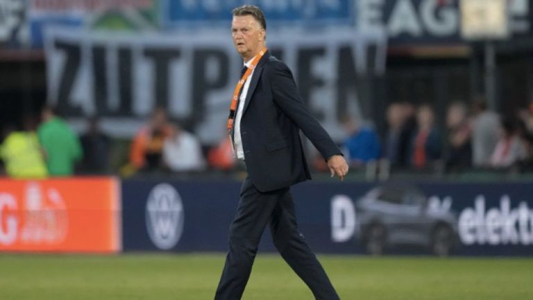 VAN GAAL SOBRE DI MARÍA: `ES UNO DE LOS POCOS JUGADORES QUE PIENSA QUE SOY EL PEOR ENTRENADOR´