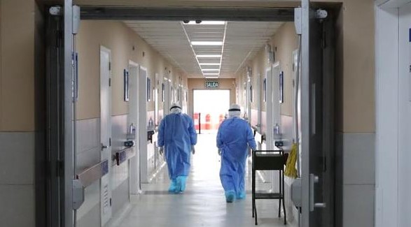 COEPRIS suspende diez clínicas privadas por carecer de protocolos sanitarios.